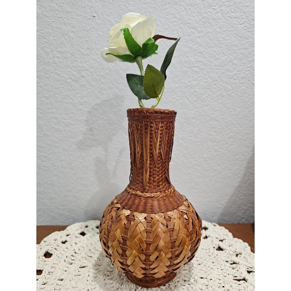Wicker Single‎ Stem Vase/Glass Vase Inside - SEE DESCRIPTION